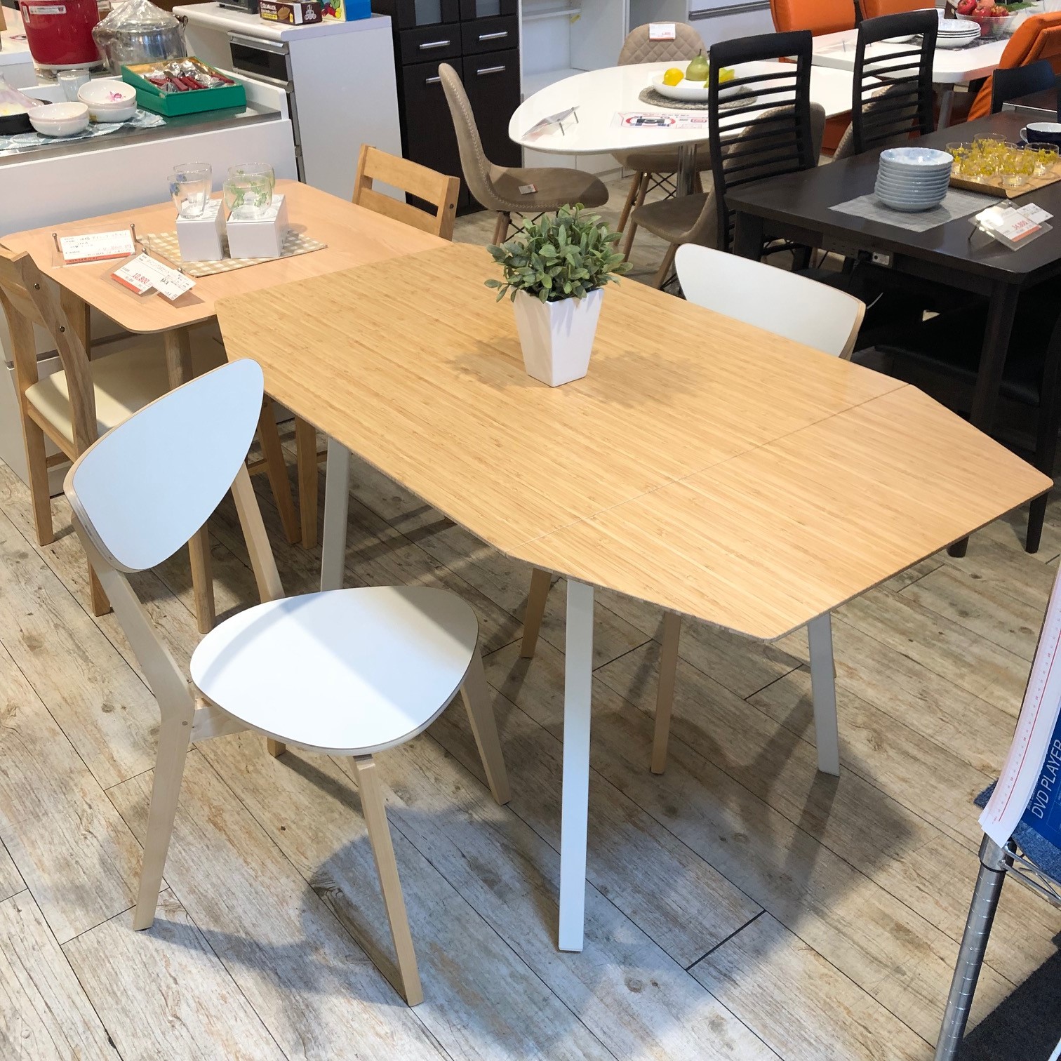 IKEA 伸縮ダイニングテーブル - 机/テーブル