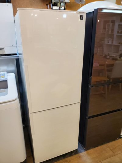 SHARP　シャープ　271L　2ドア　冷蔵庫　2018年製　プラズマクラスター　引き出し式　冷凍庫　250L　以上　300L　以下　中型　単身　一人暮らし　大きめ