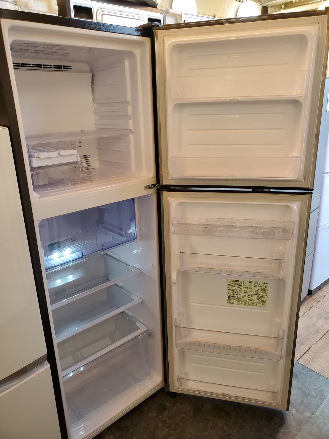 SHARP 2021年製 冷蔵庫 225ℓ 未使用 - 山形県の家具