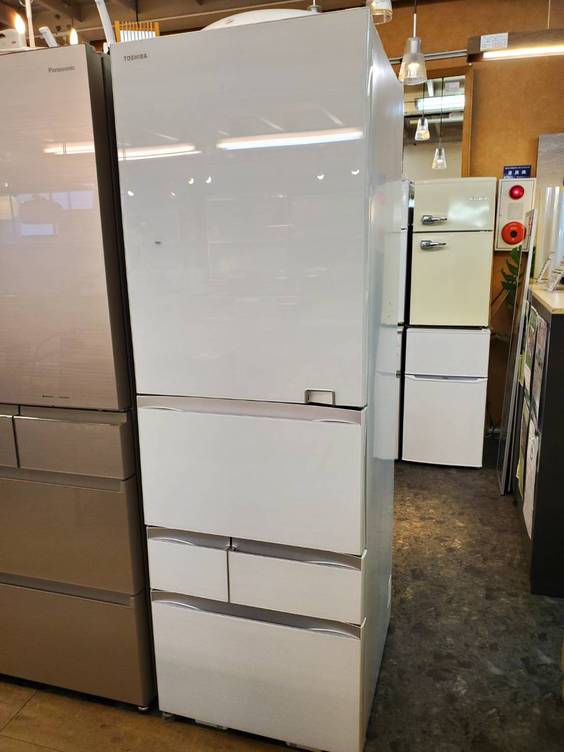 東芝 5ドア冷蔵庫 GR-C43G 自動製氷機付き - キッチン家電