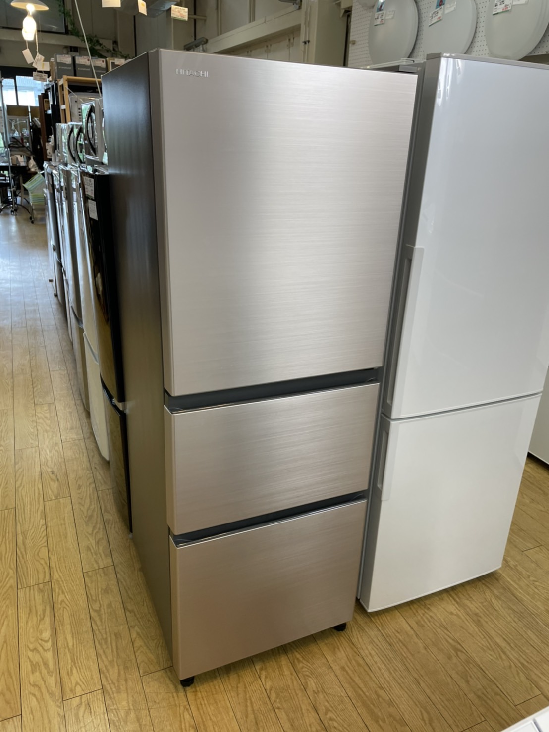 日立　3ドア冷凍冷蔵庫　265L　R-27NV（N）2021年製