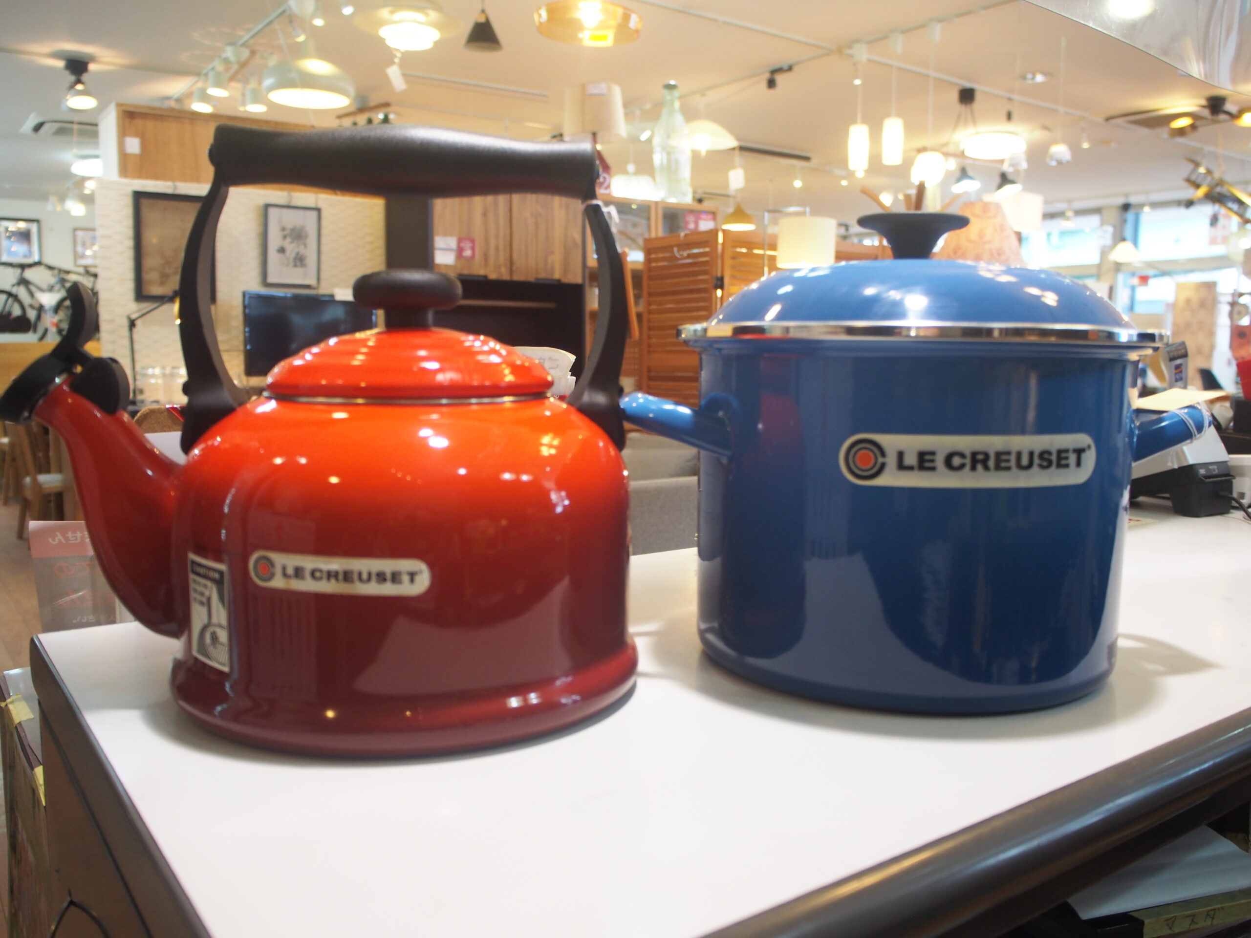 中古品】LE CREUSET トラディショナルケトル 2.1L チェリーレッド