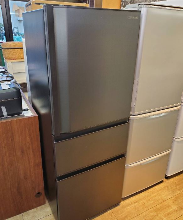 TOSHIBA 東芝 326L 3ドア冷蔵庫 2022年製 マットチャコール うるおいラップ野菜室 右開き 冷凍冷蔵庫 買取しました |  愛知と岐阜のリサイクルショップ 再良市場