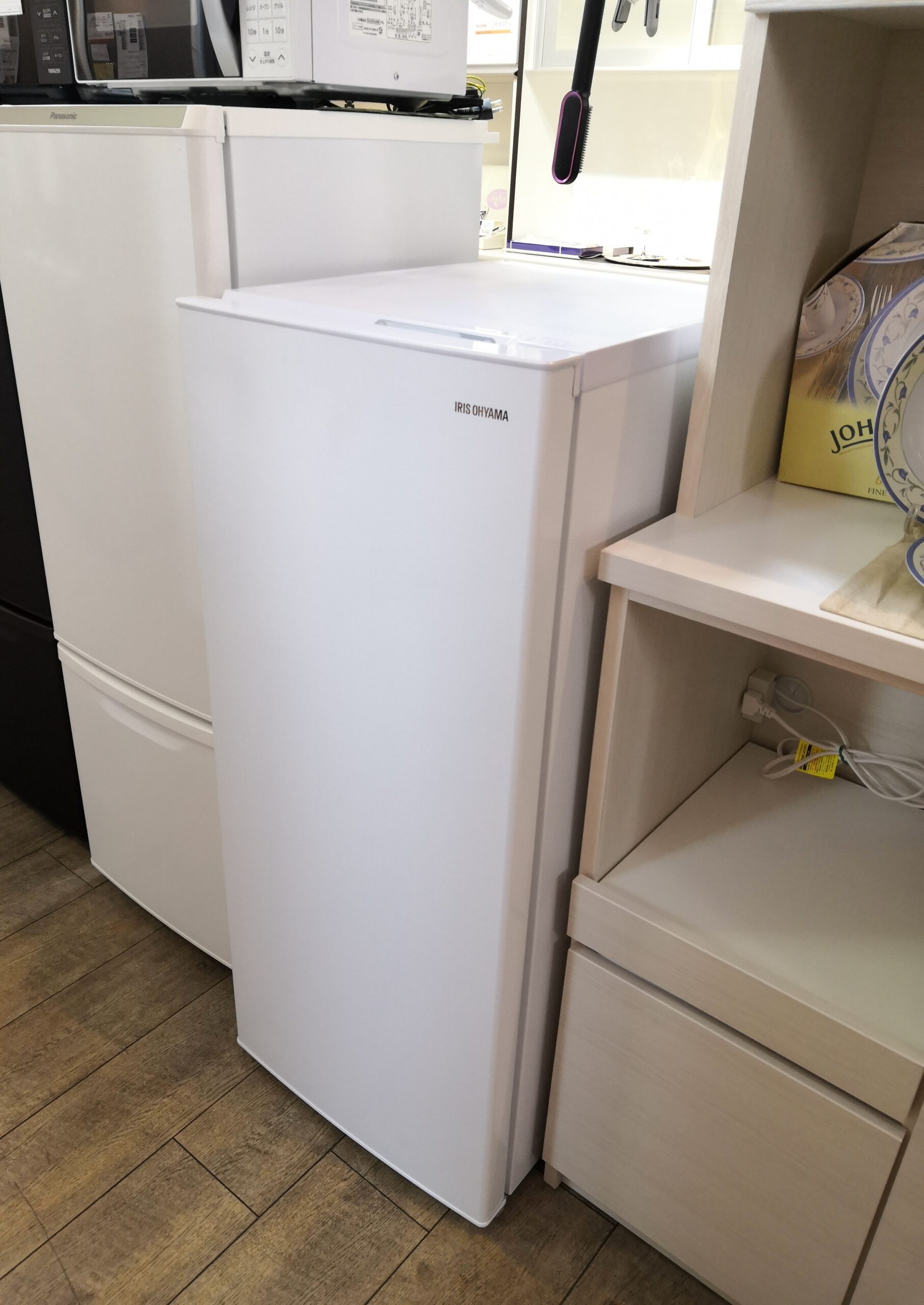 中古】アイリスオーヤマ IRIS ノンフロン 119L 省エネ 自動霜取り IUSN-12A-W 1ドア フリーザー 冷凍庫 買取しました。 |  愛知と岐阜のリサイクルショップ 再良市場