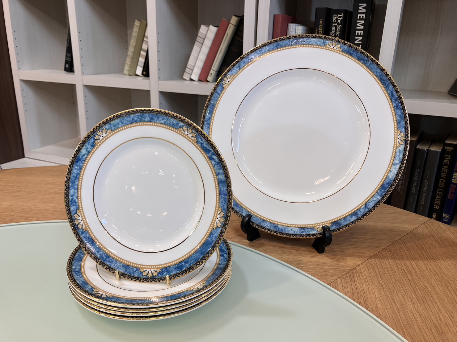 中古】WEDGWOOD カーゾン プレート 6枚セット 廃版品 マグカップペア