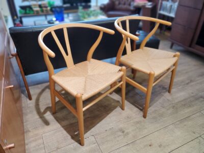 CARL HANSEN＆SON　カールハンセン＆サン　Yチェア　HansJ.Wegner　ハンスJ.ウェグナー　デザイン家具　デザインチェア　デザイナーズ家具　曲木加工　ペーパーコード　ビーチ材　オイル仕上げ　SH43　ウィッシュボーンチェア　高級　リサイクルショップ　再良市場　天白　名東　昭和　千種　瑞穂　緑　日進　豊明　東郷　おススメ　オススメ お洒落　オシャレ　中古　美品