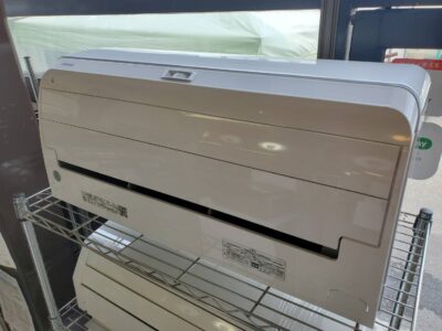 TOSHIBA　東芝　2.5kw　ルームエアコン　エアコン　クーラー　空調　2023年製　高年式　無風感空調　省エネ　空清　冷暖房除湿　UV除菌　大清快　8畳用　ハイエンドモデル　自動お掃除機能　リサイクルショップ　再良市場　天白　名東　昭和　千種　瑞穂　緑　日進　豊明　東郷　おススメ　オススメ　中古　美品