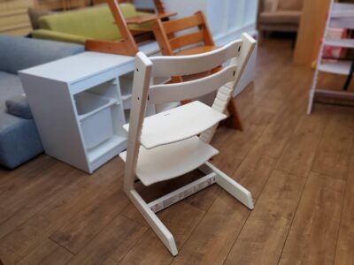 STOKKE　ストッケ　TRIPPTRAPP　トリップトラップ　ベビーチェア　ハイチェア　キッズチェア　子供用椅子　イス　チェア　ホワイト　新モデル　北欧　モダン　リサイクル　最良市場　天白区　名東区　昭和区　千種区　瑞穂区　緑区　日進市　豊明市　東郷町　買取　出張買取　高価買取　販売　お値打ち　特価　1点物　1点モノ　早い者勝ち　おすすめ　おしゃれ　中古品　中古美品　キレイ