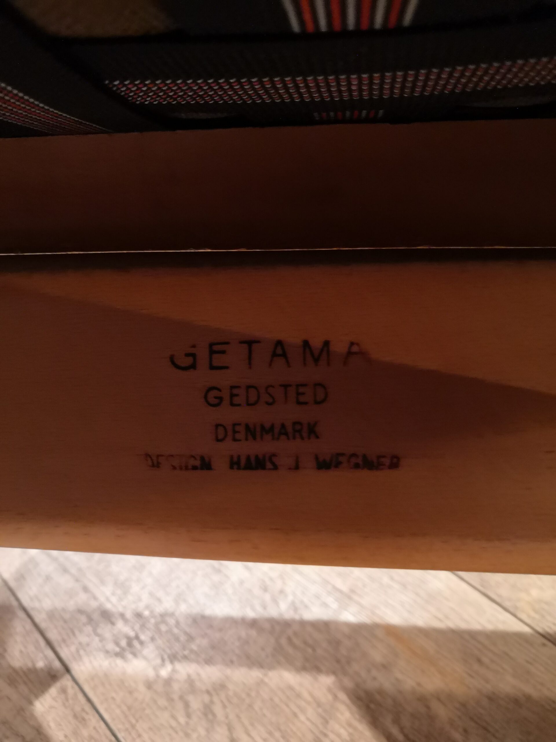 中古品】希少 レア GETAMA デンマーク ハンスJウェグナー GE163 ハイバックソファー 買取しました。 | 愛知と岐阜のリサイクルショップ  再良市場