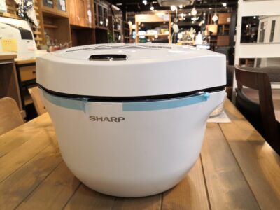 SHARP 2023年製 KN-HW24G-W ヘルシオ HEALSIO ホワイト系 ホットクック 2.4L 水無し調理鍋 2